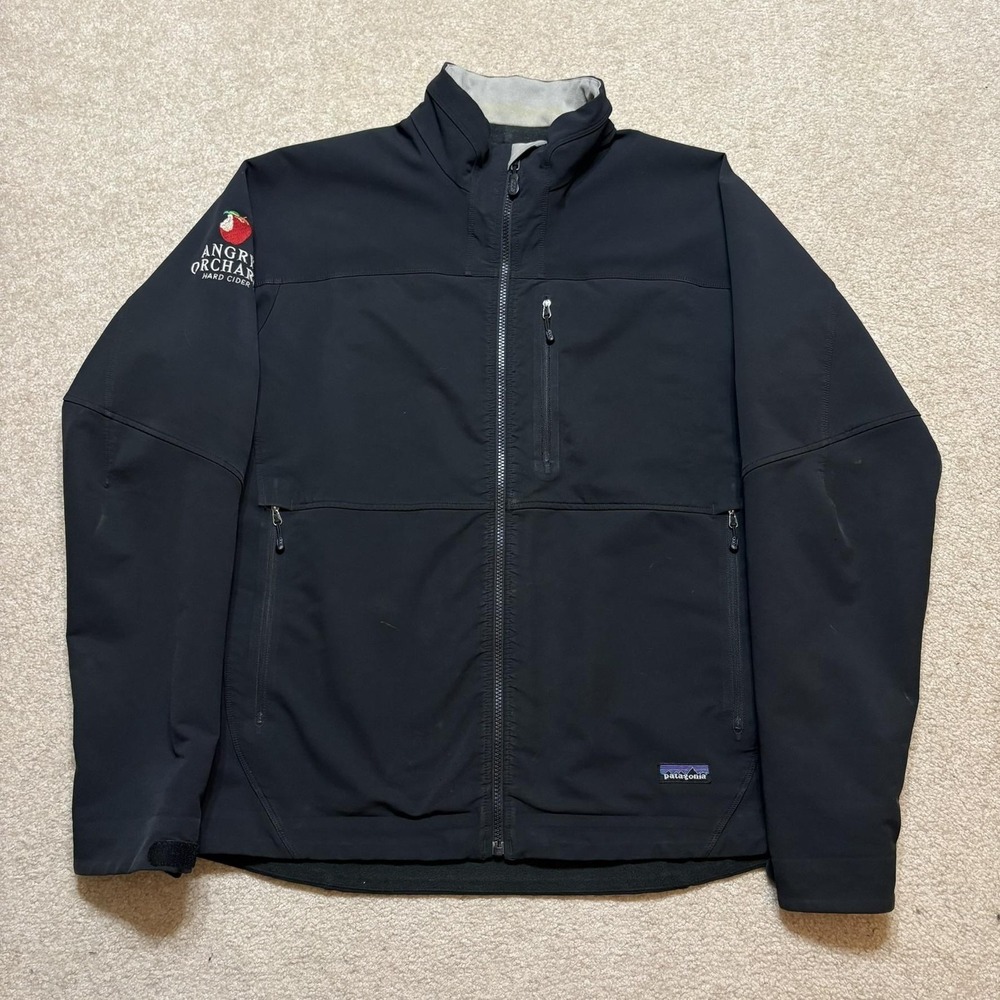 Patagonia Softshell Jacket Mens XL Black Full Zip Angry Orchard Beer Logo